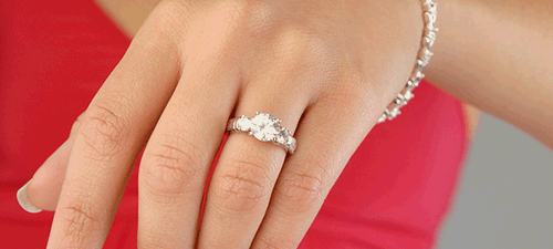 Shop Las Vegas Jewelers on Showtimevegas.com